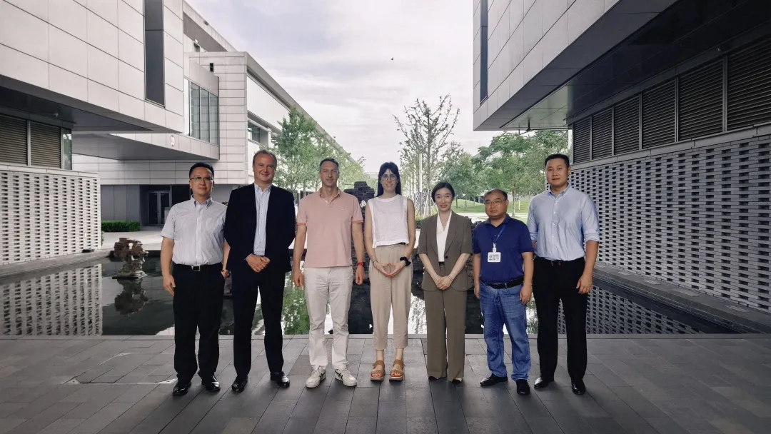必维集团高层考察华贸中心与罗氏苏州工厂：共筑建筑全生命周期管理新标杆